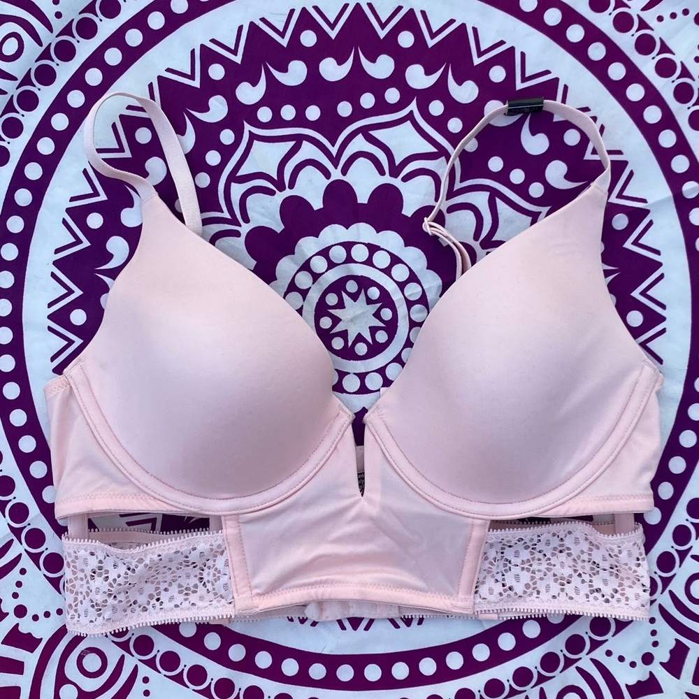 NWT 34C Sexy Victoria’s Secret Bra